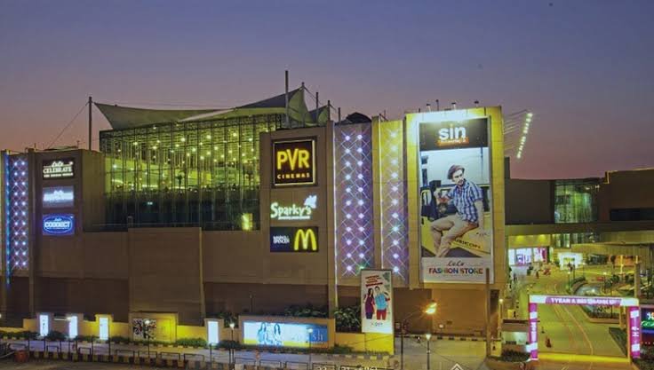 Lulu Mall Bangalore: Location, Stores & Shops, Timings, Nearby Areas